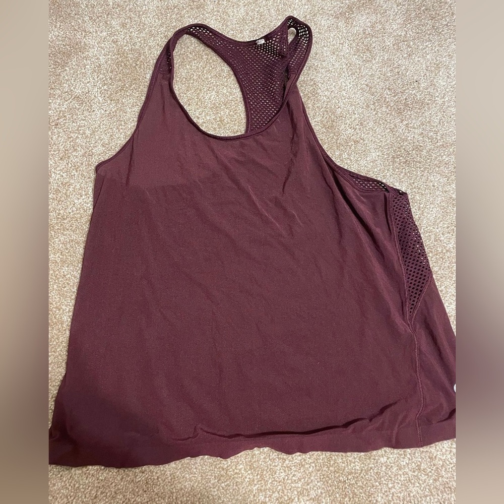 Maroon lulu tank